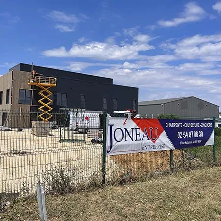 Joneau Entreprise sur un chantier de charpente dans le Loir-et-Cher